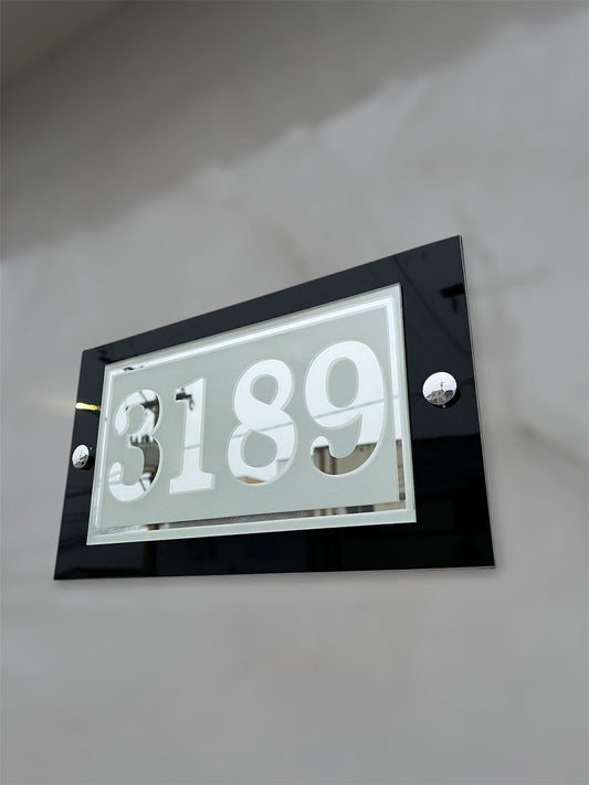 Número Residencial Espelhado Branco/Preto