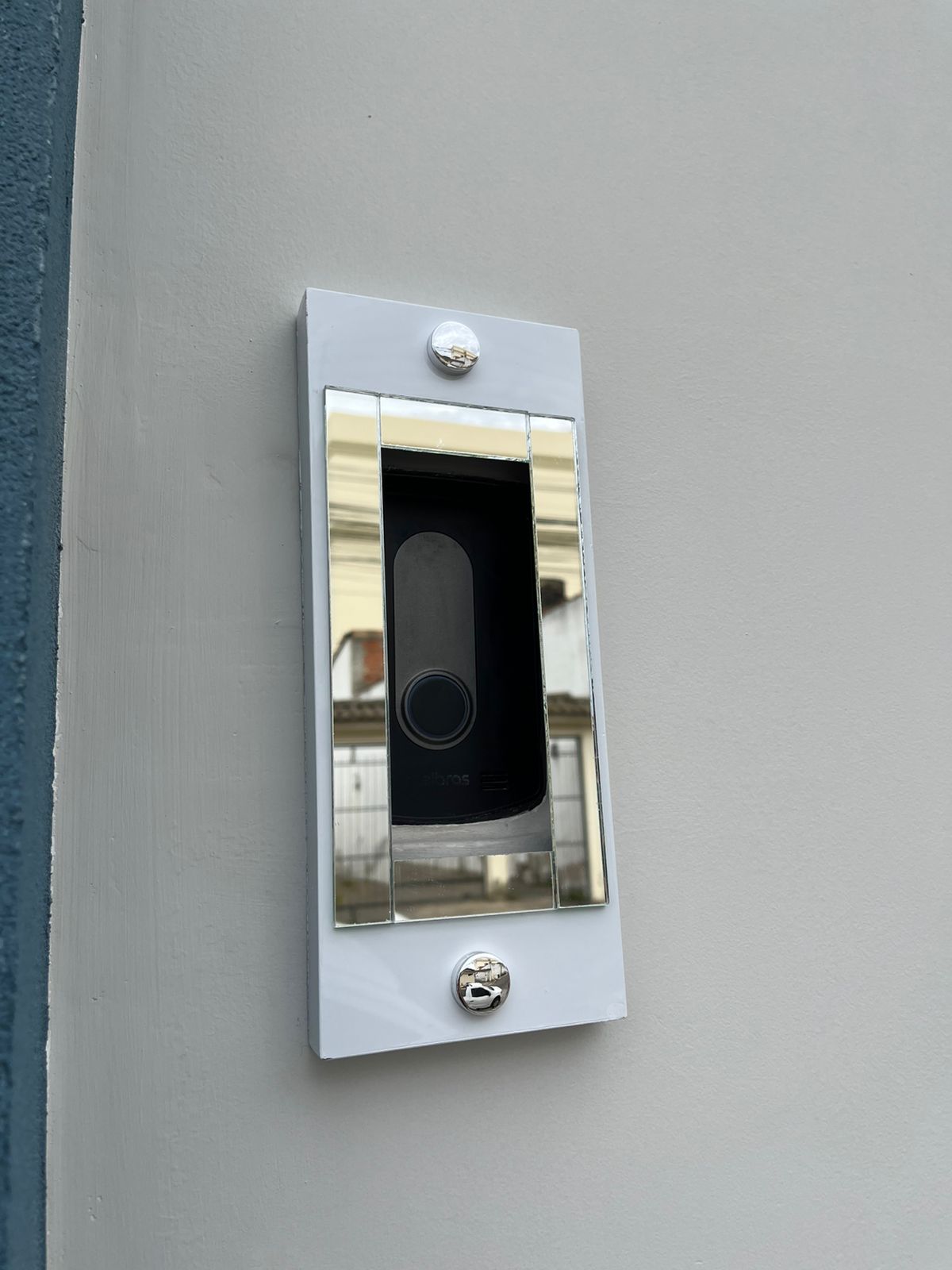 Tampa para Interfone – Acabamento Premium para Fachadas (FRETE GRÁTIS)